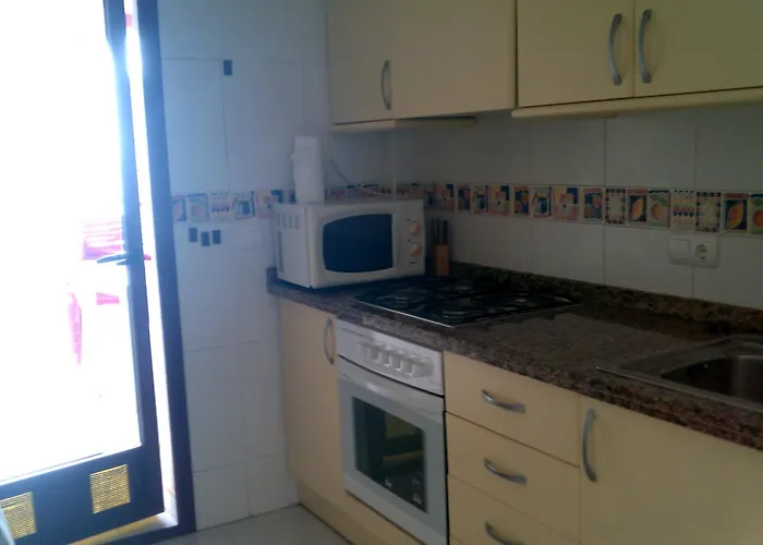 Brisa Mediterranea, Topacio Iv